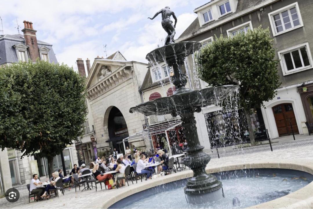 Photo of Others in Montmacq