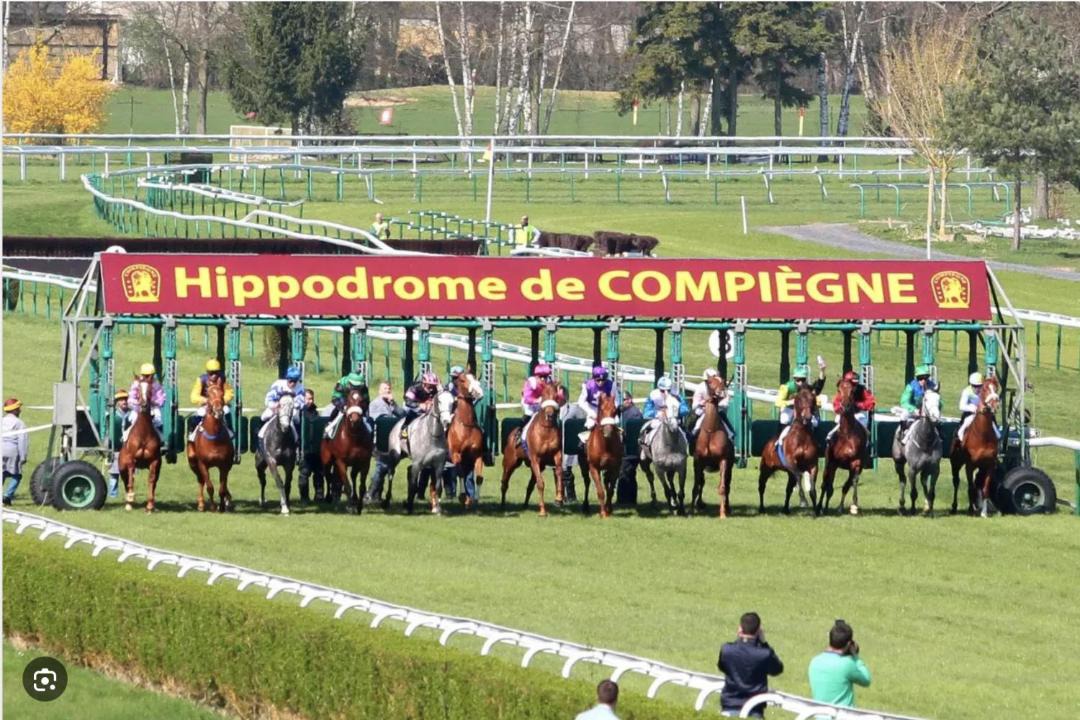 Photo of Others in Montmacq