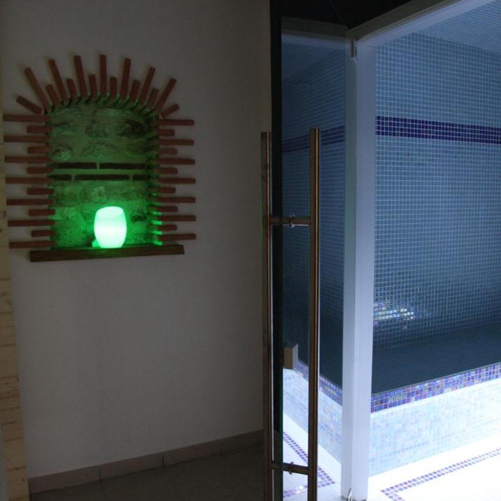 Photo of Others in Pomport