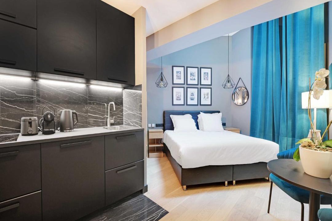 Photo of Others in Auteuil