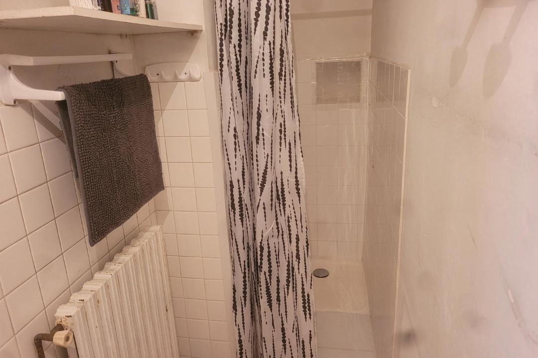 Photo of Bathroom in Chateau-Gontier