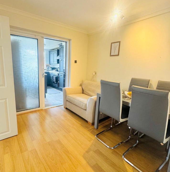 Photo of Others in Aylesbury