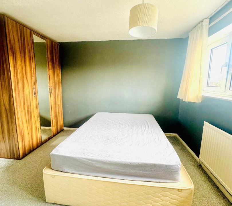 Photo of Bedroom in Aylesbury