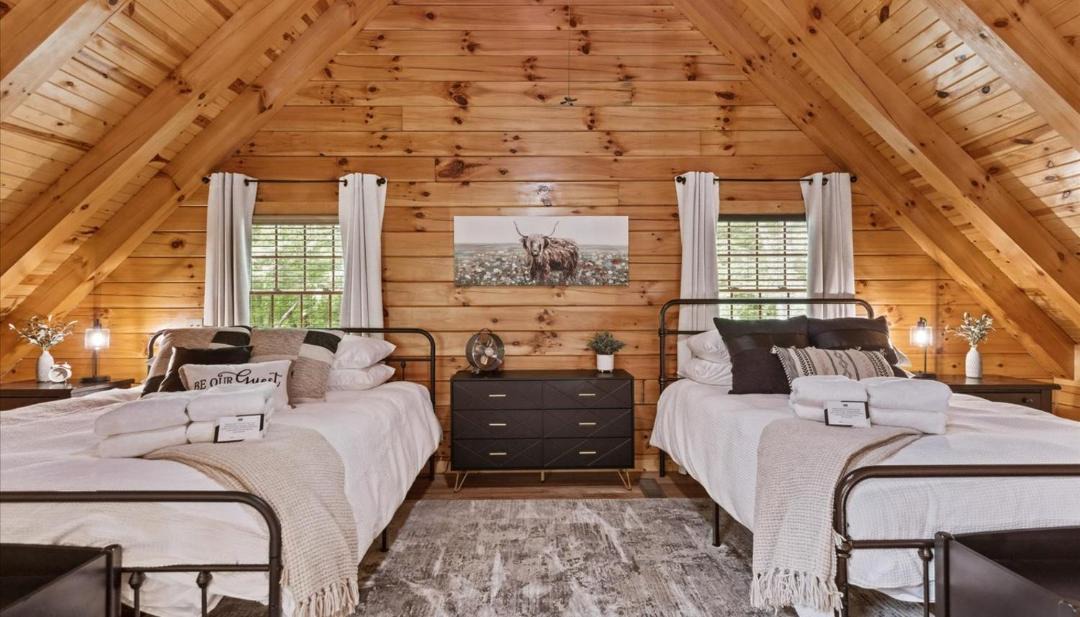 Photo of Bedroom in Logan