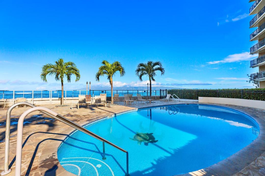 Photo of Others in Kahana