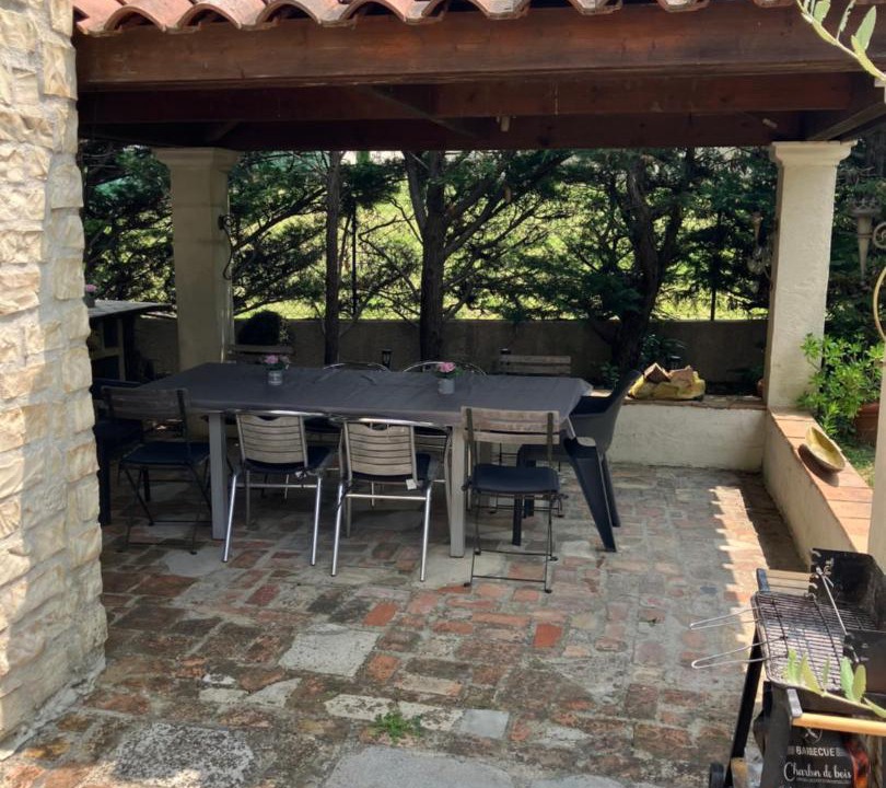 Photo of Others in Ales