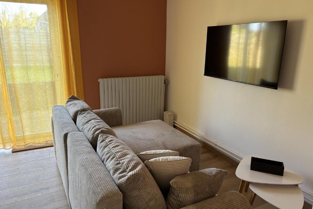 Photo of Livingroom in Urville-Nacqueville