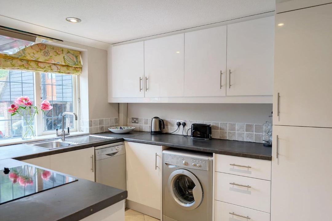 Photo of Kitchen in Pulborough