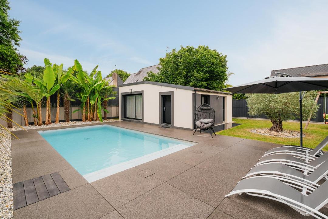 Photo of Others in Bruz