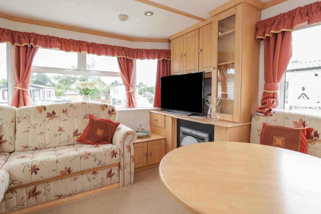 Photo of Others in Denny