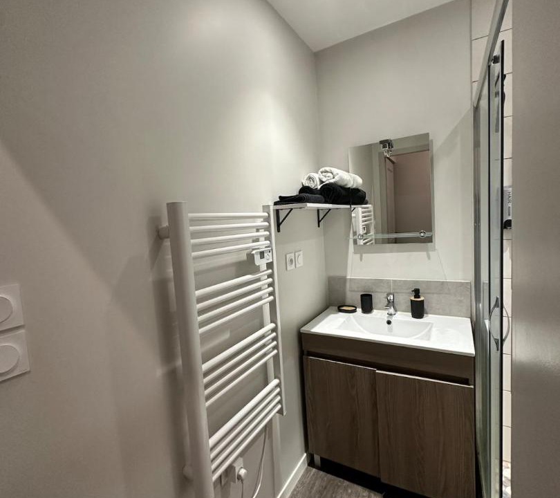 Photo of Bathroom in Chamalieres