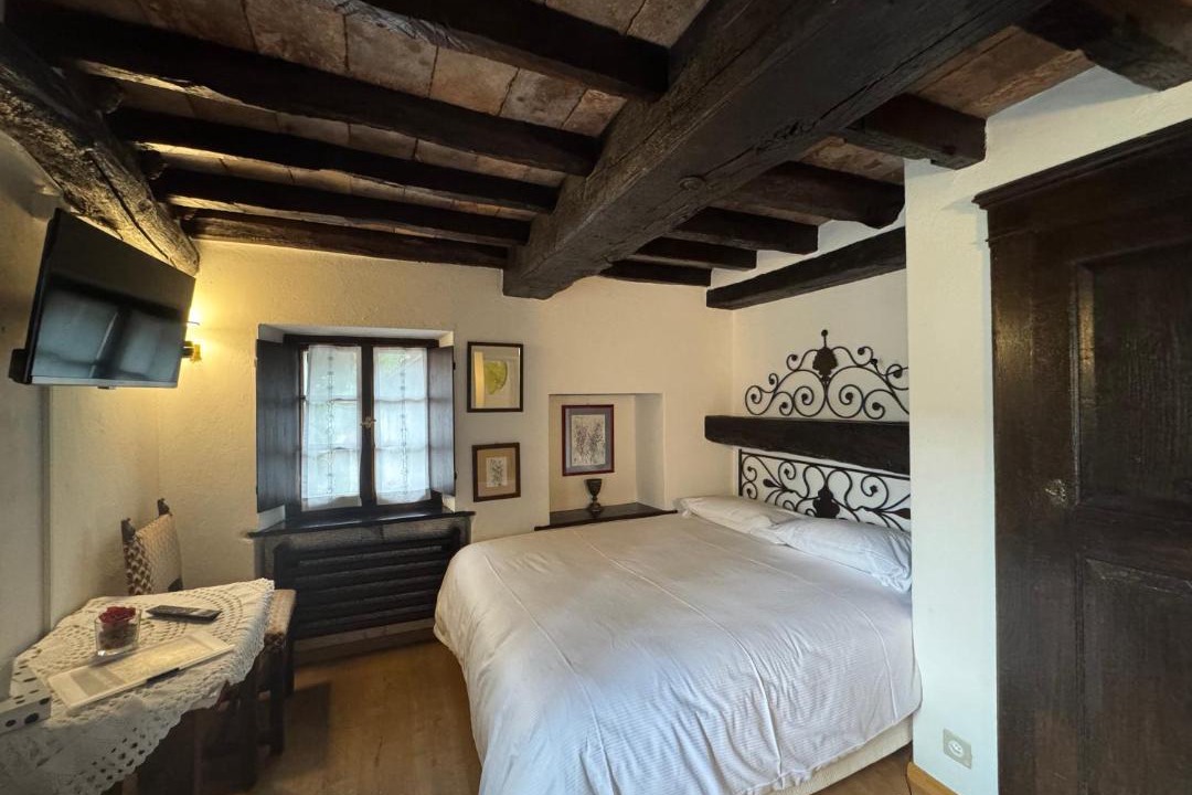 Photo of Bedroom in Torricella Taverne