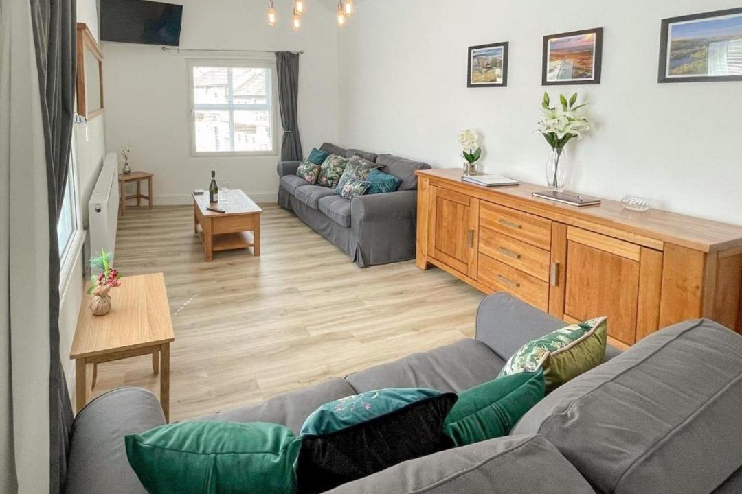 Photo of Others in Padfield