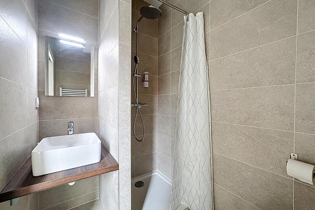 Photo of Bathroom in Coudes