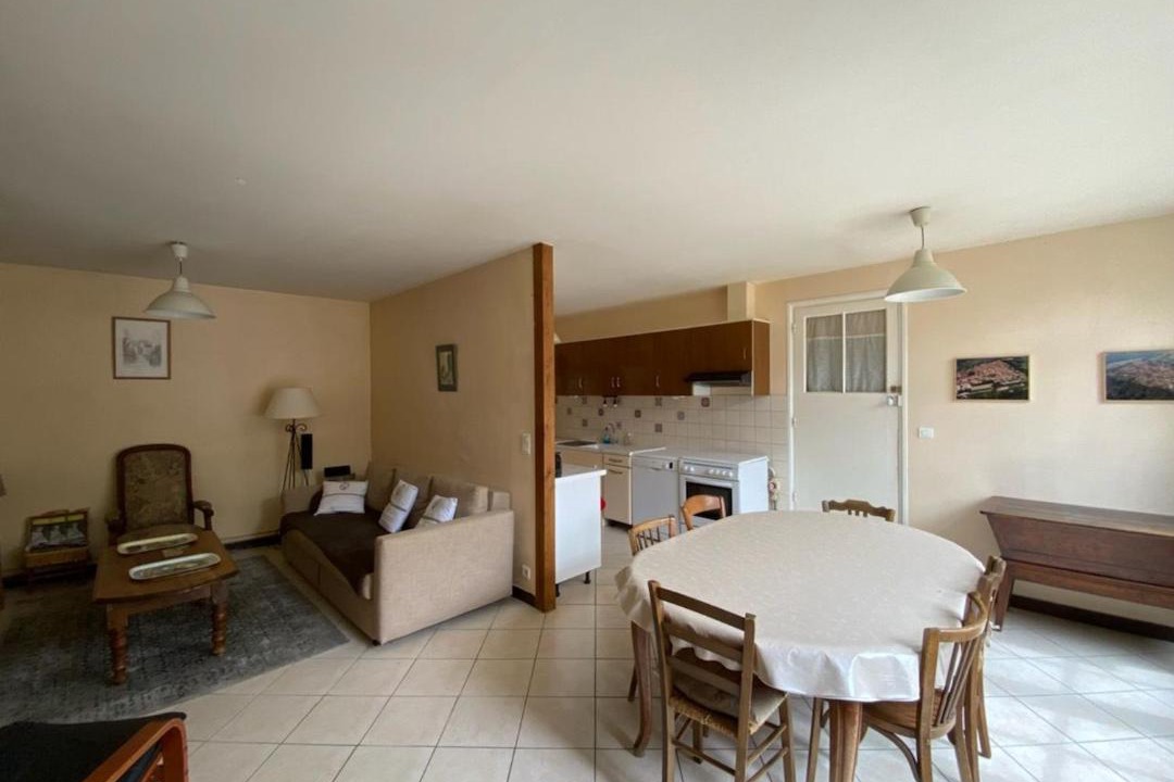 Photo of Others in Flavigny-sur-Ozerain