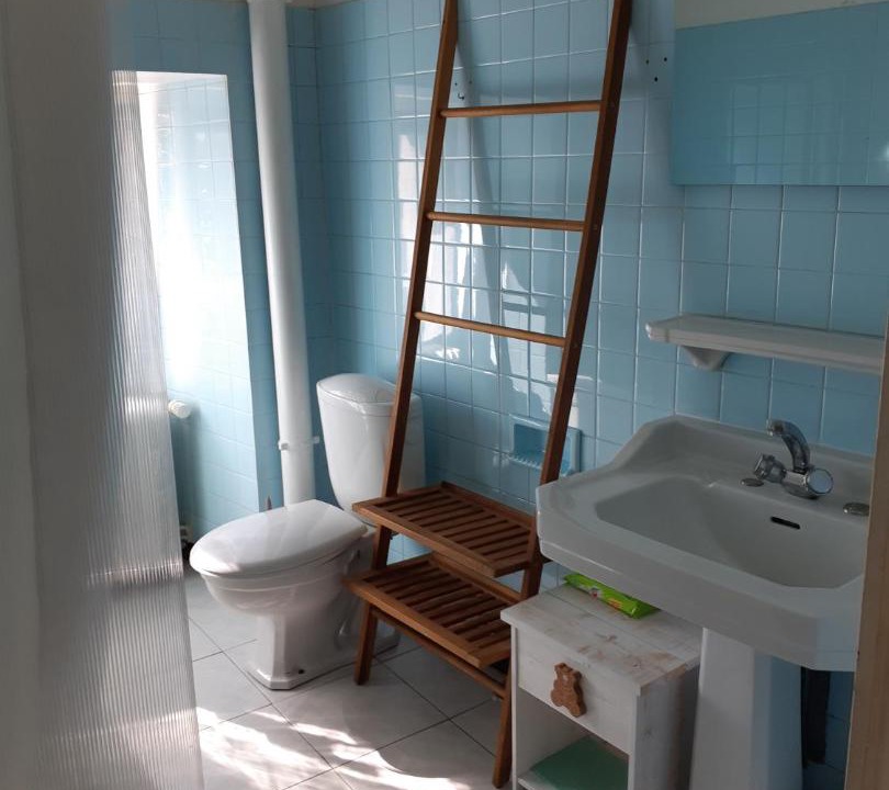 Photo of Bathroom in Flavigny-sur-Ozerain
