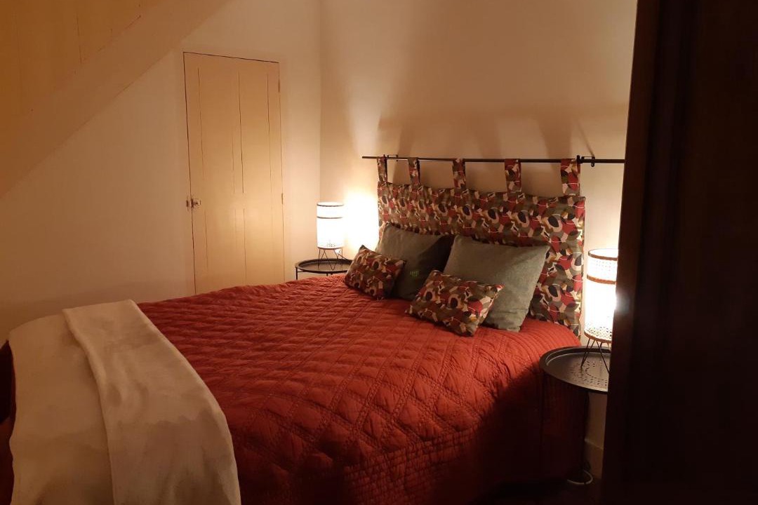 Photo of Bedroom in Flavigny-sur-Ozerain
