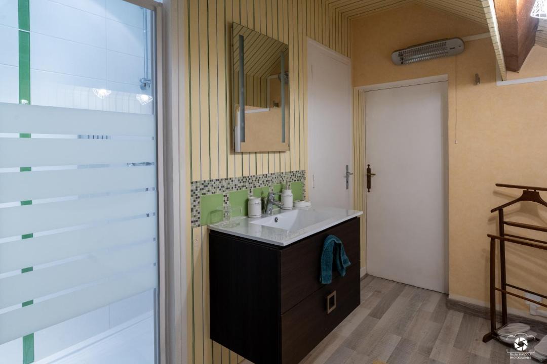 Photo of Others in Quinssaines