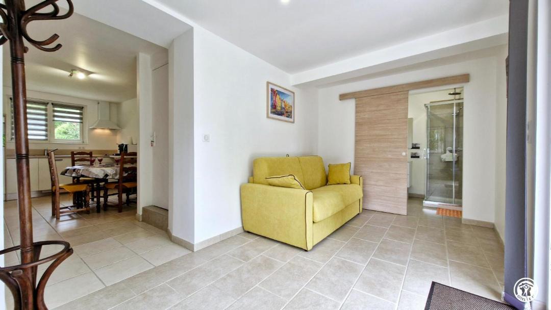 Photo of Others in Bleneau