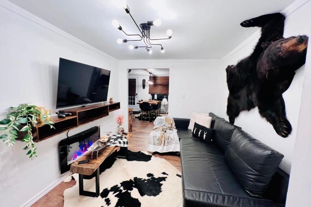 Photo of Livingroom in Saint-Leon-de-Standon