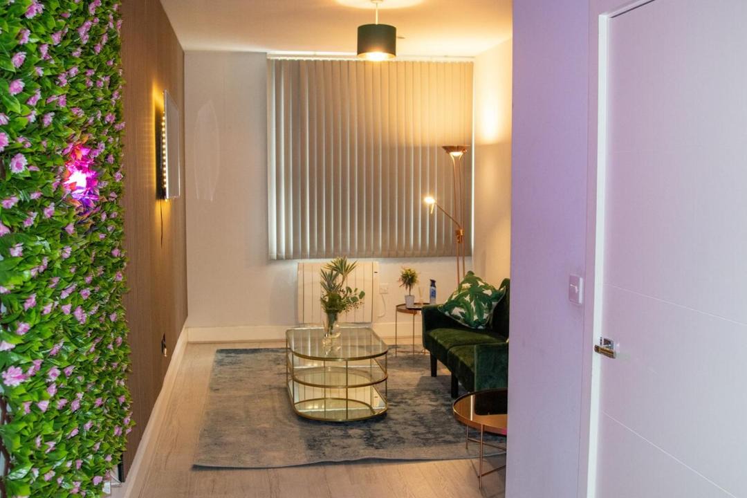 Photo of Others in Harlington