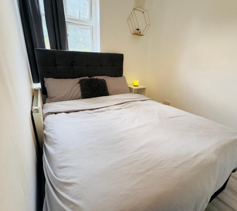 Photo of Bedroom in Cradley