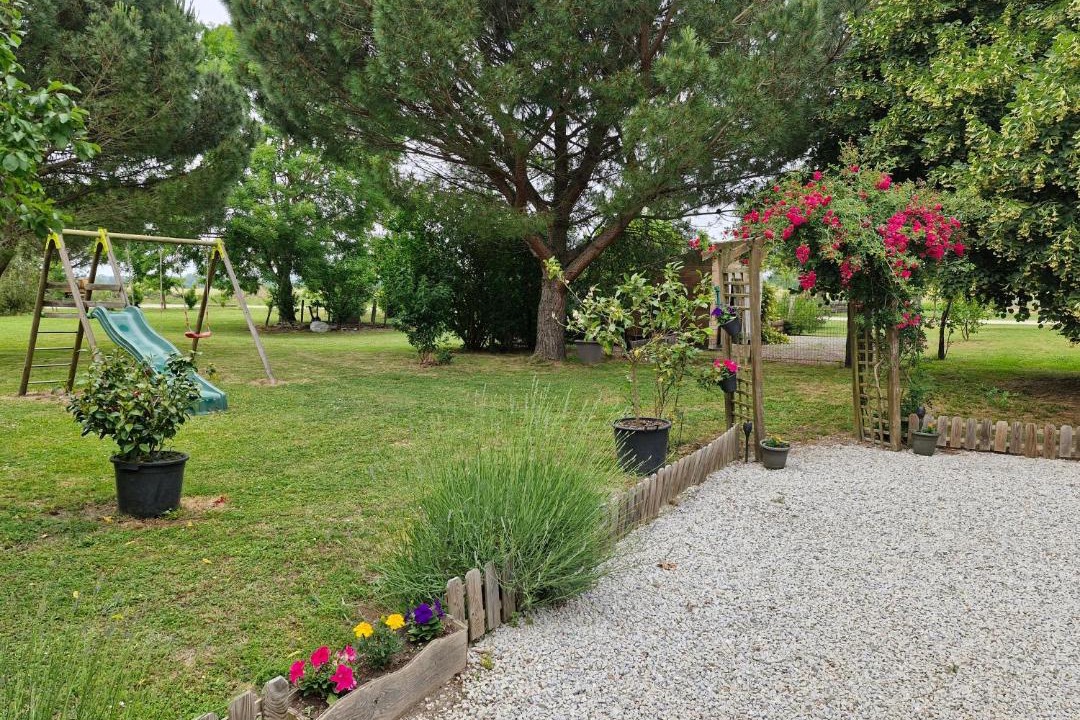 Photo of Outdoor in Revel