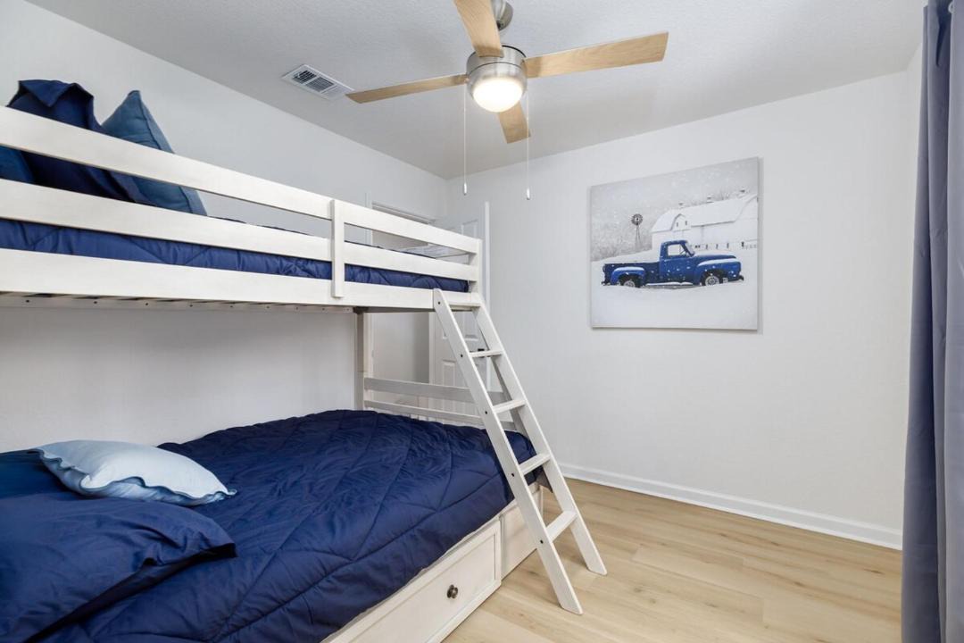 Photo of Bedroom in Mesa Ridge