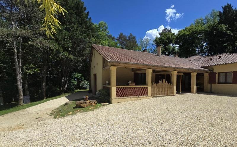 Photo of Others in Manaurie