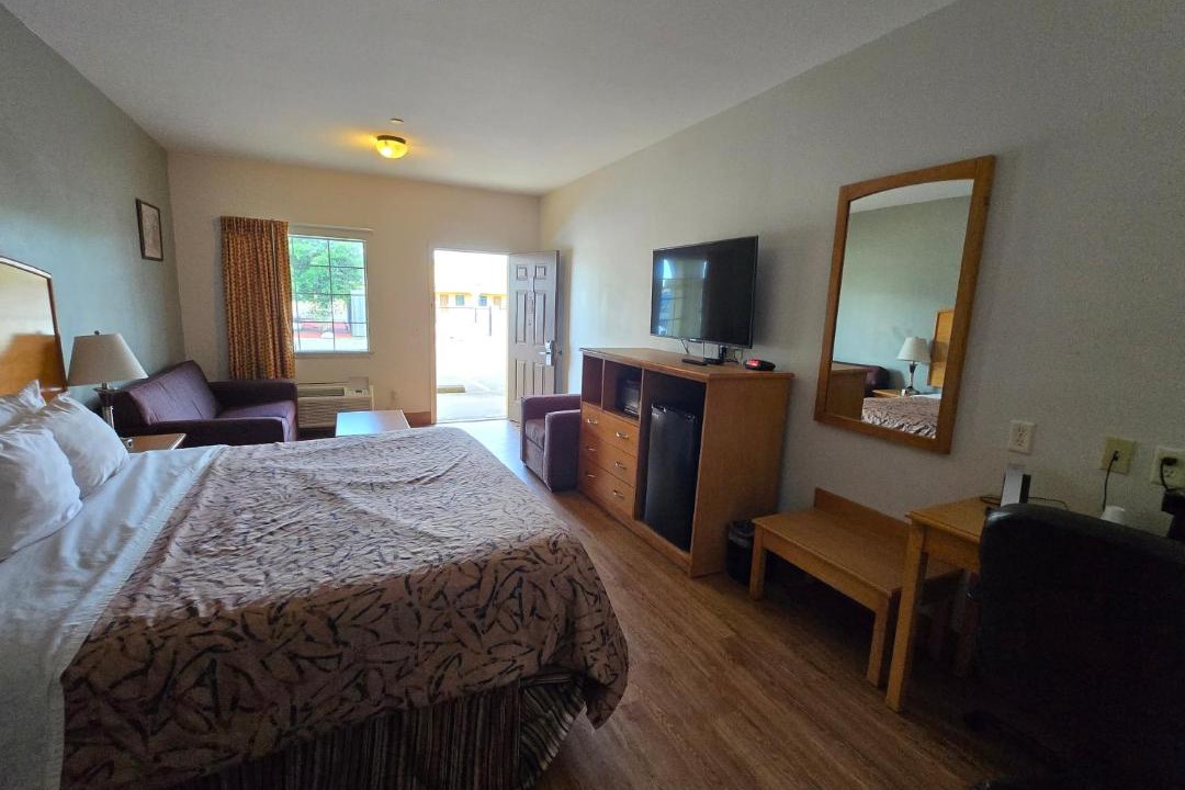 Photo of Bedroom in Whitesboro