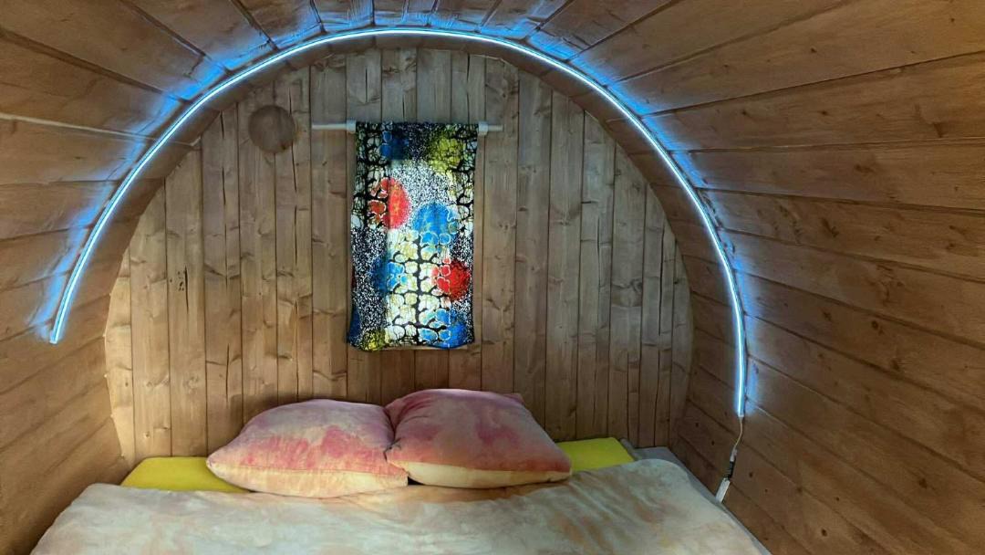 Photo of Others in Audes