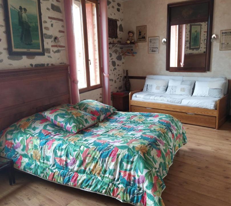 Photo of Others in Vinca