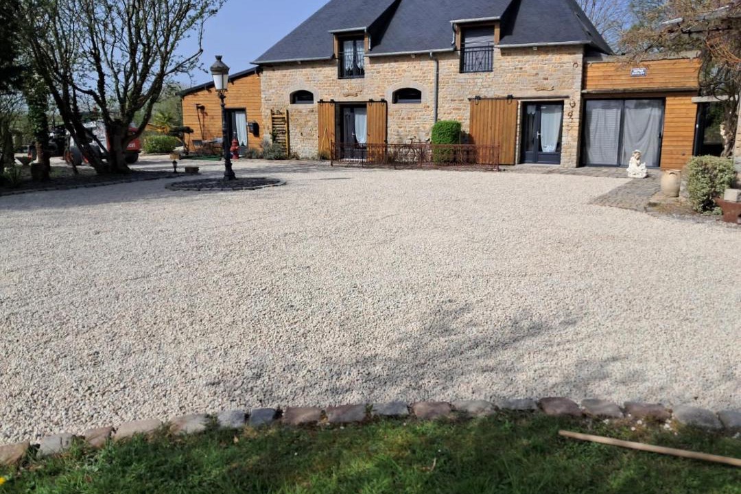 Photo of Others in Pontorson