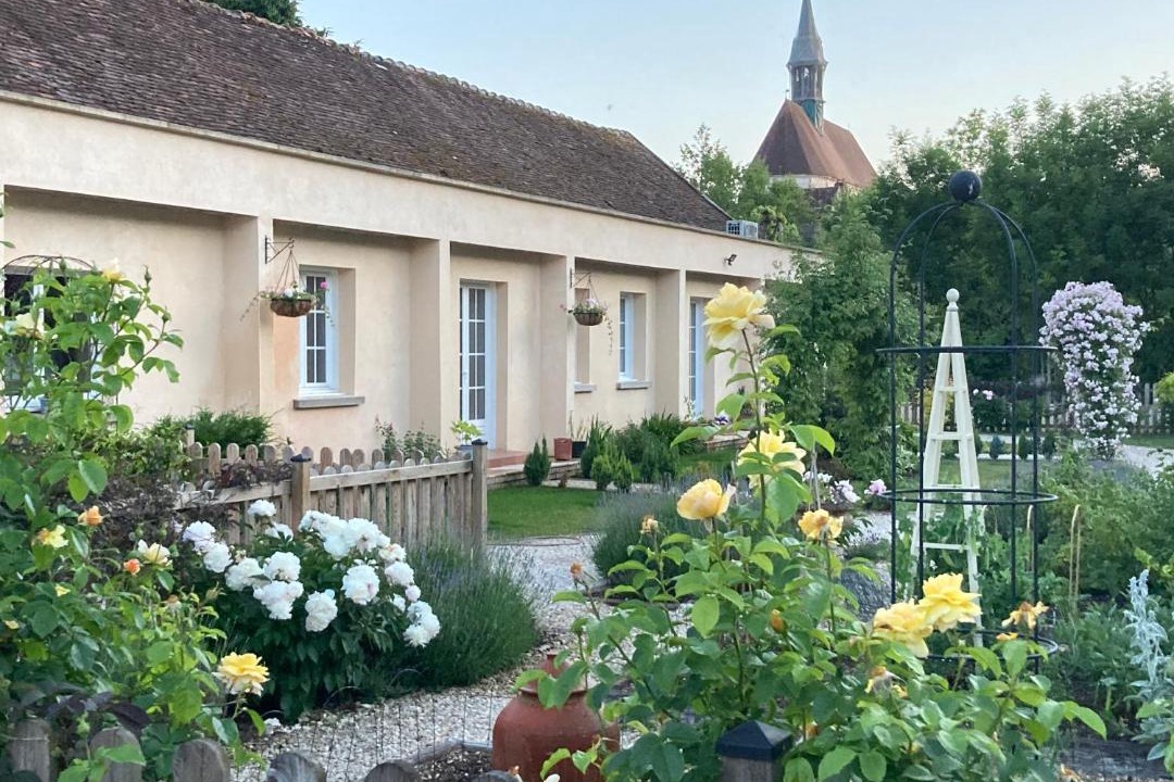 Photo of Others in Chablis