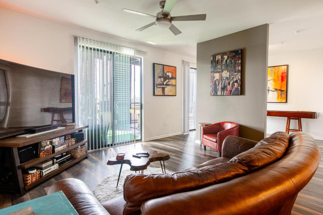 Photo of Livingroom in North Burnet