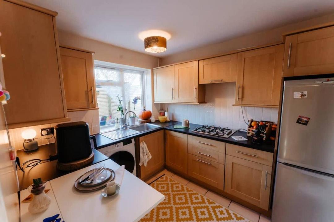 Photo of Kitchen in London Borough of Hounslow