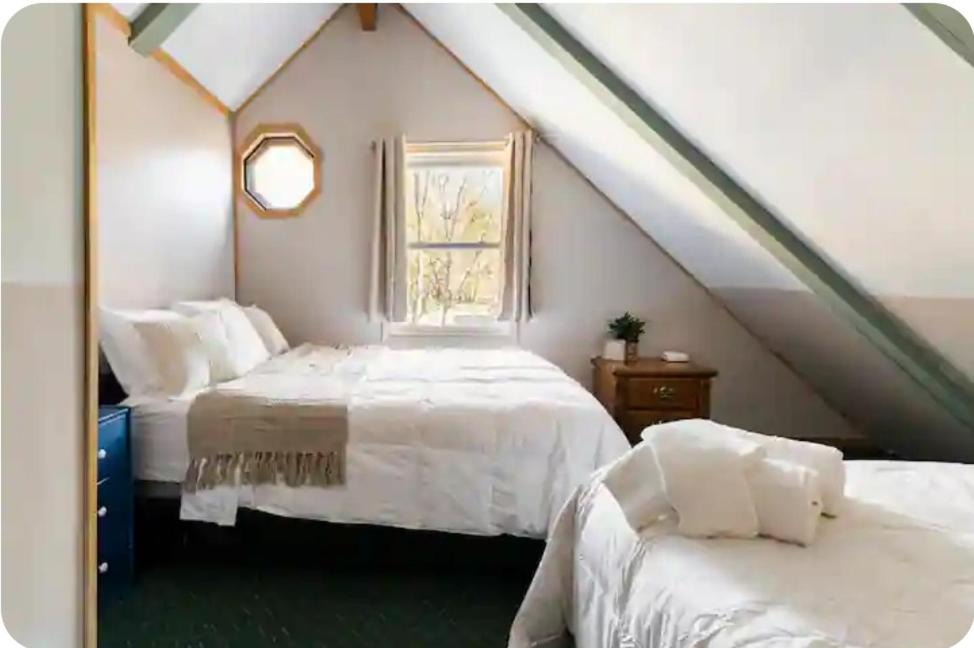 Photo of Bedroom in Pocono Pines