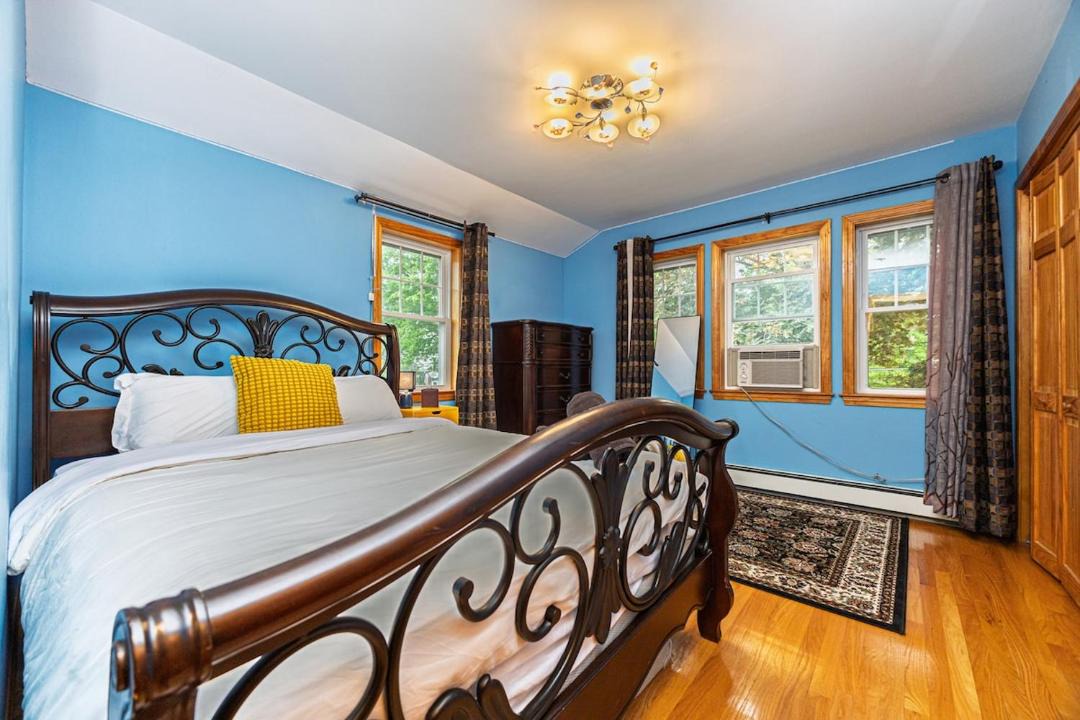 Photo of Bedroom in Medford