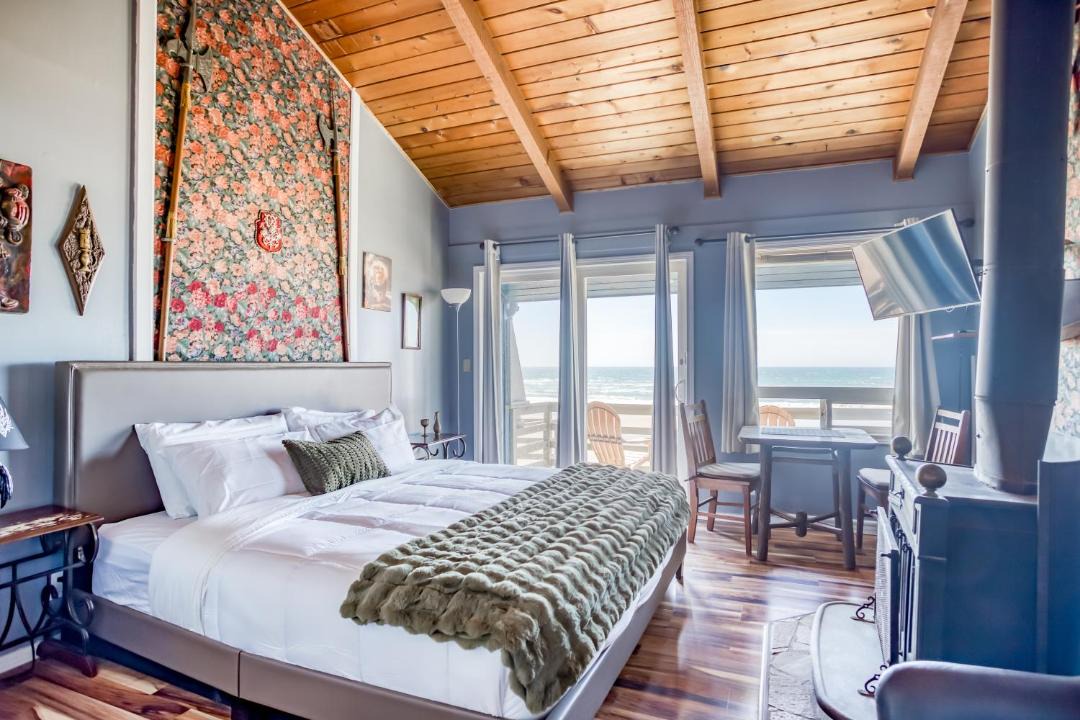 Photo of Others in Newport