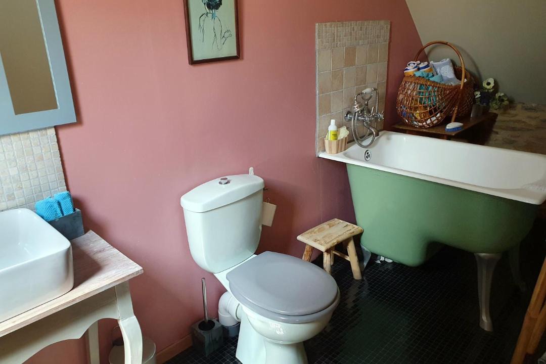 Photo of Bathroom in Landebaeron