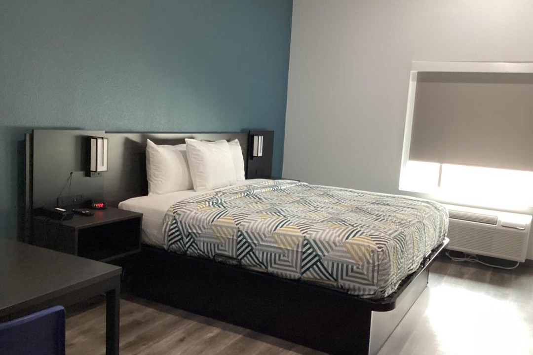 Photo of Bedroom in White Rock Hills