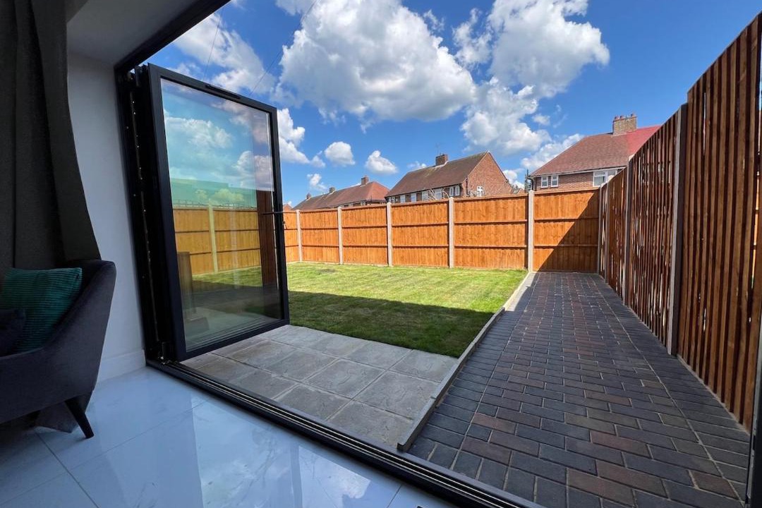 Photo of Patio Balcony in Waltham Cross