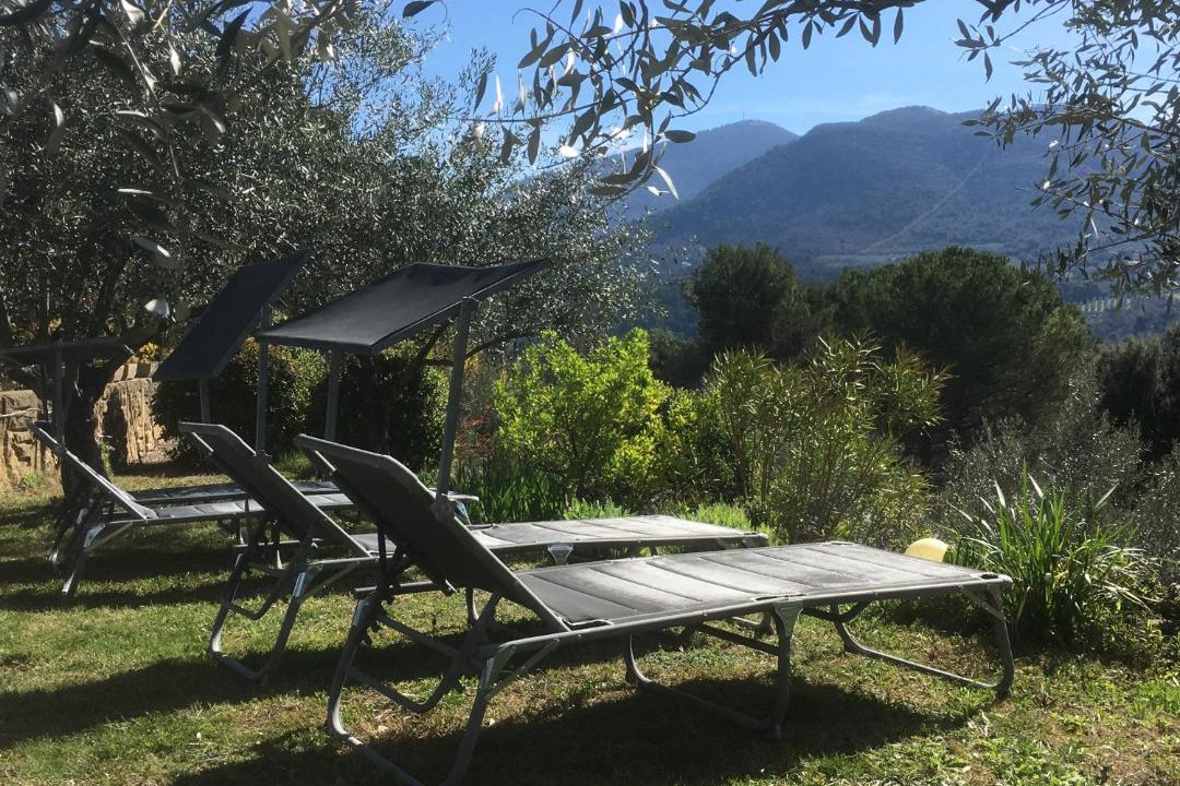 Photo of Others in Nyons