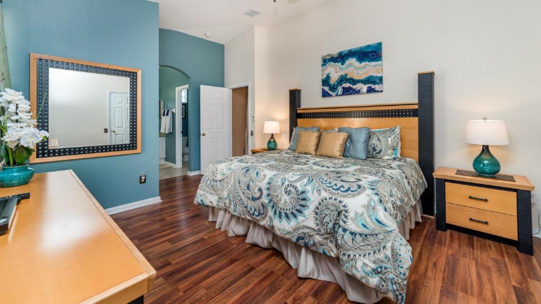 Photo of Bedroom in Windsor Palms