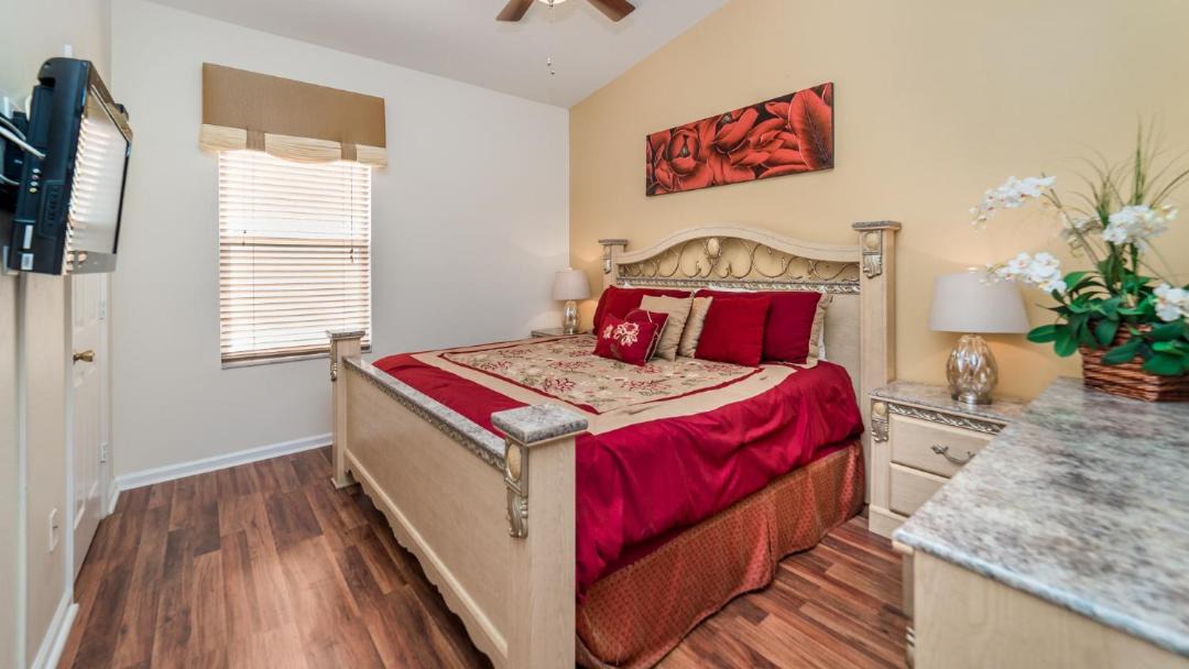 Photo of Bedroom in Windsor Palms