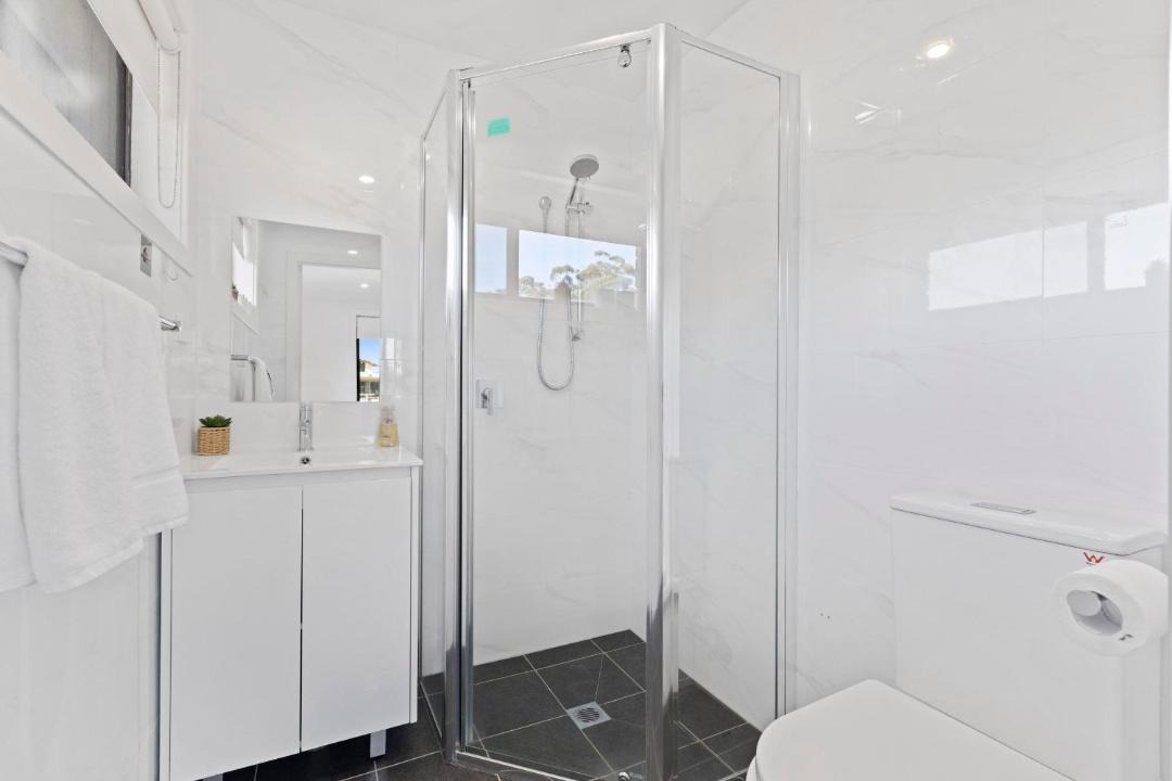 Photo of Bathroom in Lemon Tree Passage