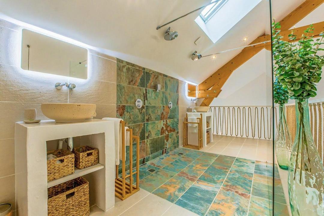 Photo of Bathroom in Lavilletertre