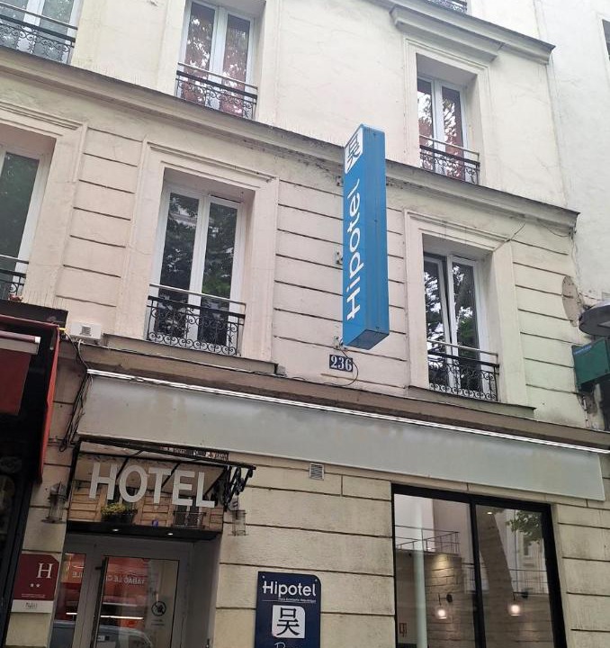 Photo of Others in Pere Lachaise