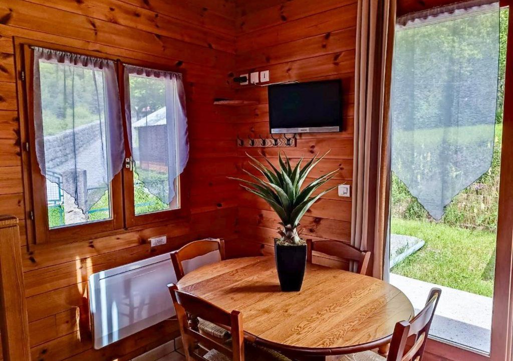 Photo of Others in Peone