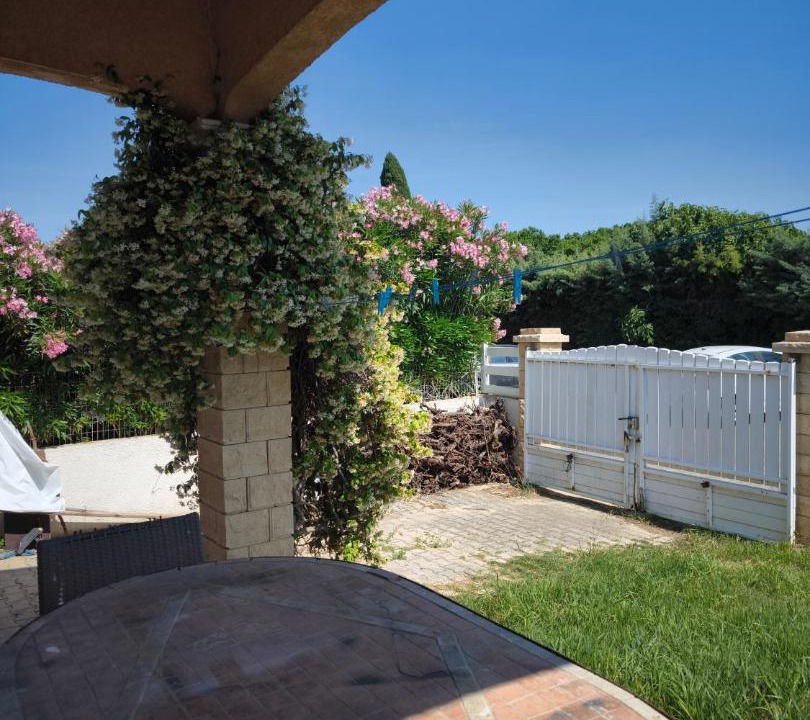 Photo of Others in Le Cailar